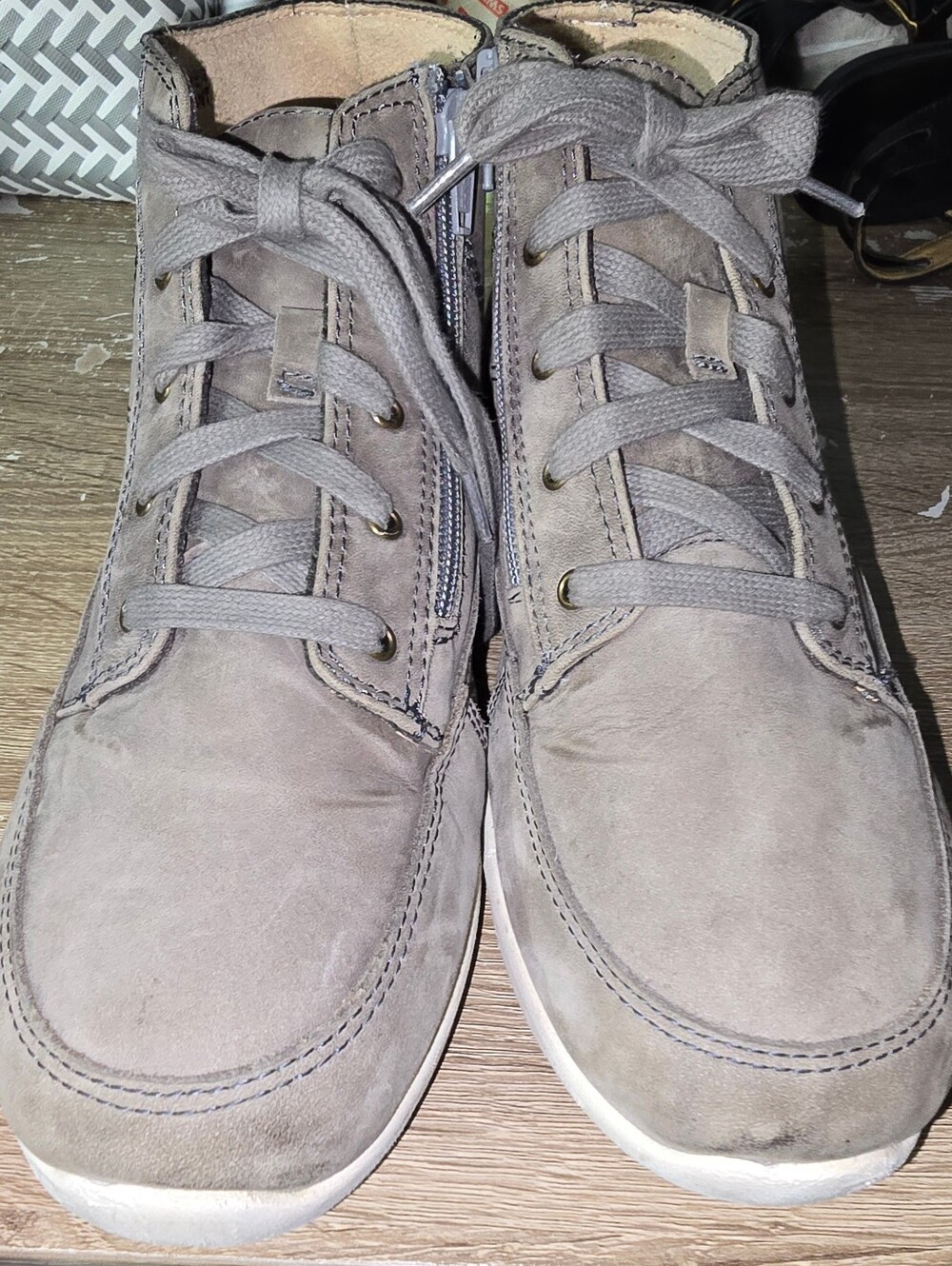 Vionic Shawna Water Resistant Gray Nubuck Leather Sneaker Bootie Shoes Womens 10 - Picture 13 of 14